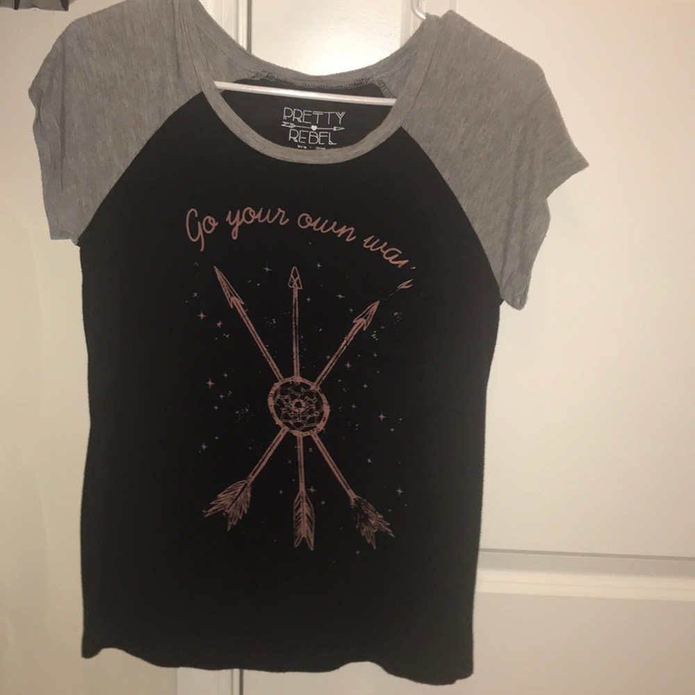 Short sleeve soft tee!